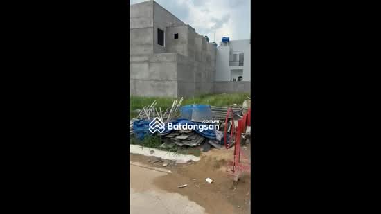 Cần bán gấp miếng đất ở Long An